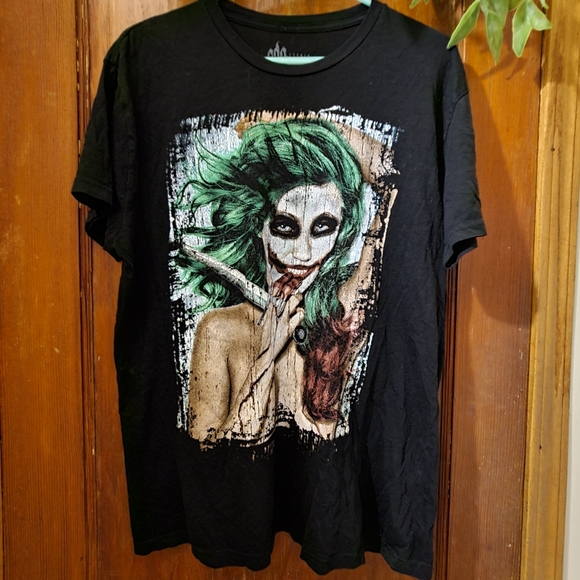 Graphic Black Tee Joker Girl Size Large - Picture 6 of 7